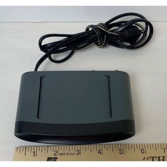 RadioShack RF Modulator Model 15-2526 TV Converter Audio Video S-Video 1200V - Picture 5 of 7